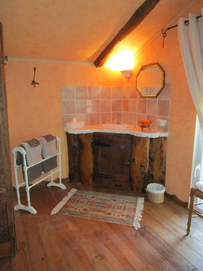 la maison de st victor Bed and Breakfast Saint-Victor-de-Malcap Eksteriør billede